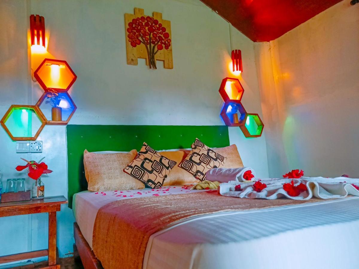 Experience The Comforts Of An Amazing Treehouse Sigiriya Eksteriør billede